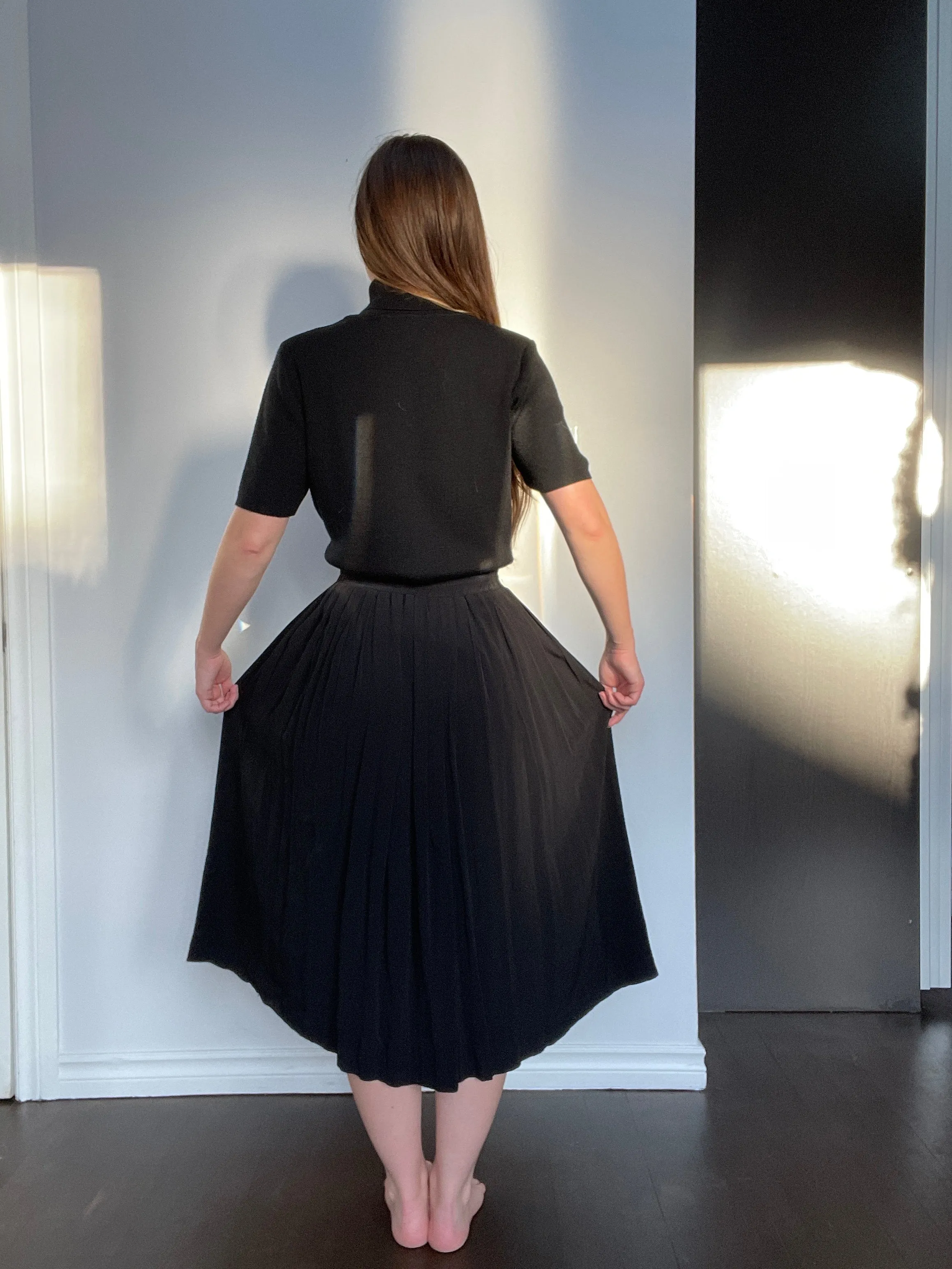 80s Black Pleated Midi Skirt - XS