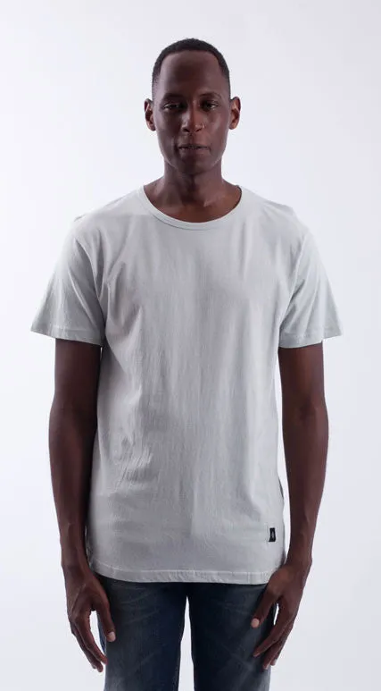 Akomplice VSOP- JQOGA Men's Tee, Silver