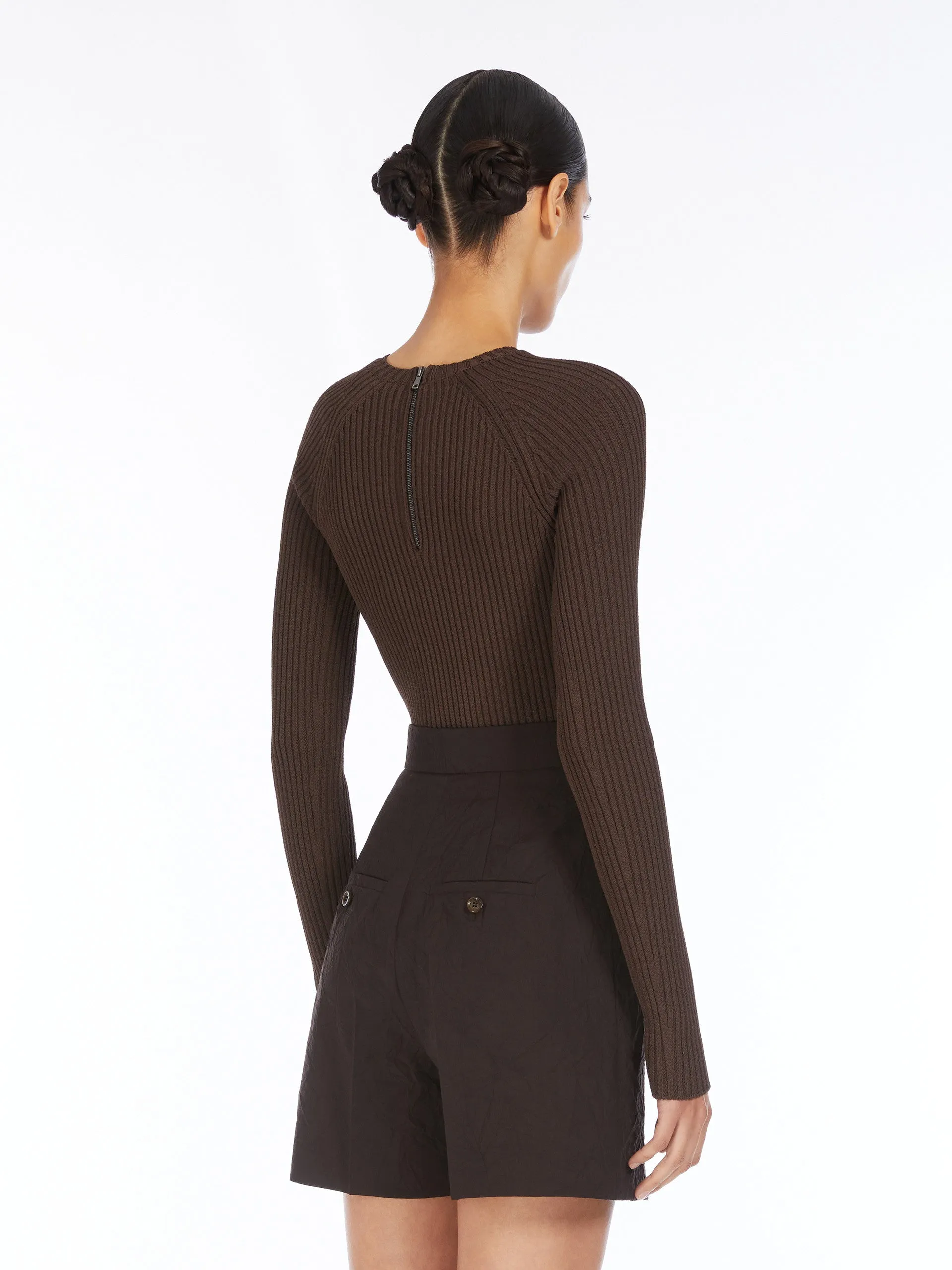 Ala1234 sweater