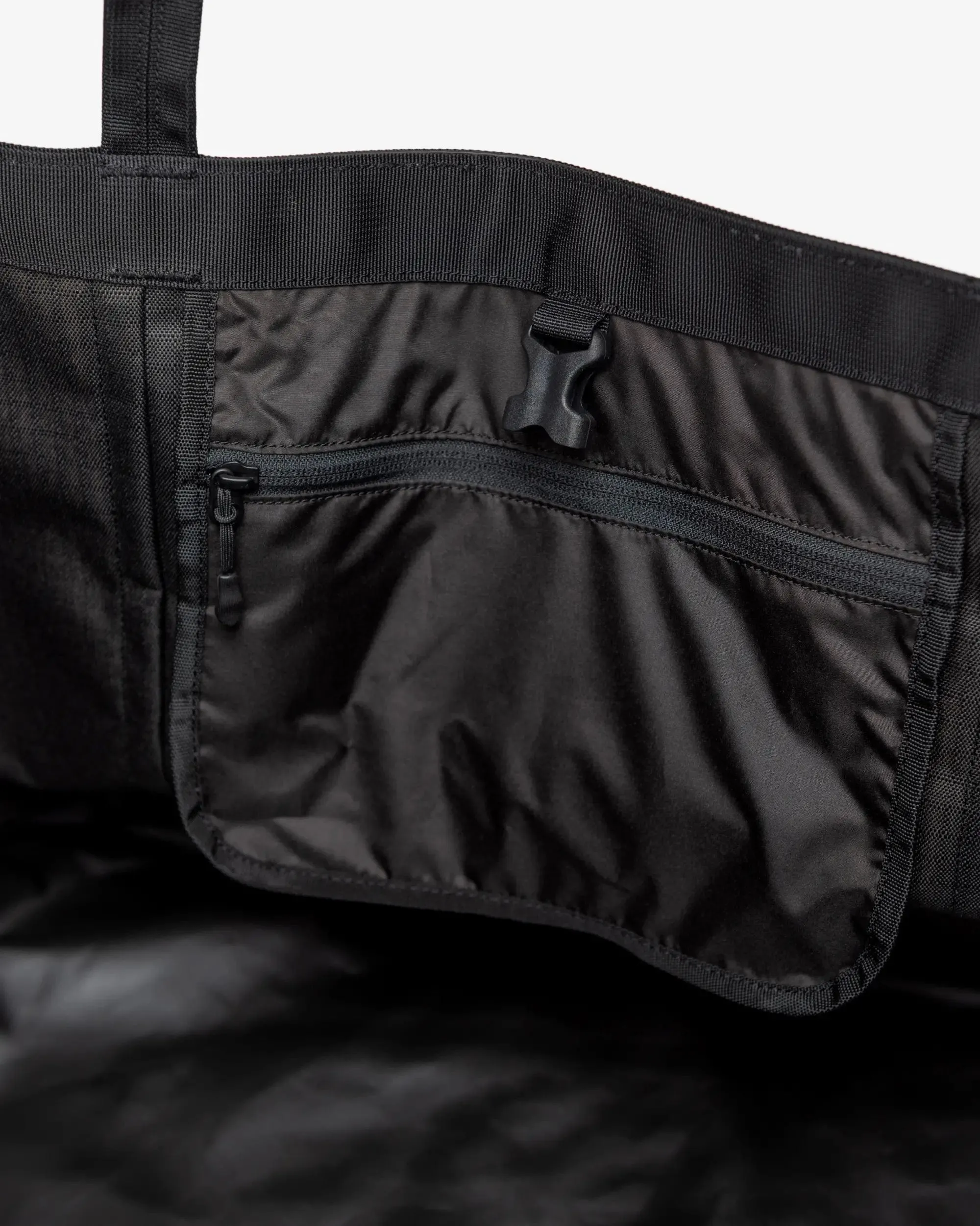 All Season Gear Tote 63 L