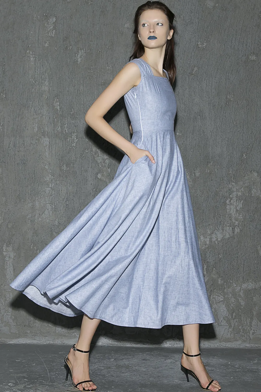 Blue linen women's sleeveless long dress with side zipper for summer 1316