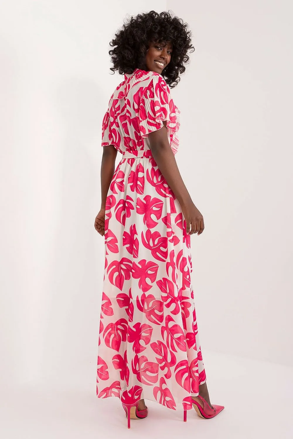 Elegant Summer Maxi Dress with Ruffled Sleeves