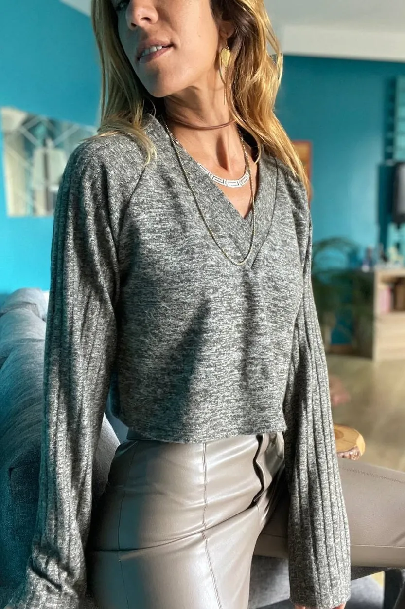 GNS Women's Khaki V-Neck Textured Raglan Sleeve Crop Sweater Bst3327 - Bell Gardens