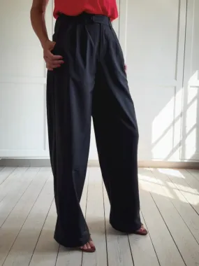 LOOSE PANTS WITH ELASTIC WAISTBAND - BLACK