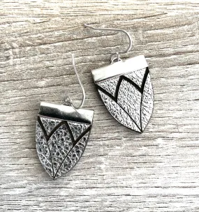 Magnolia Shield Earrings Silver