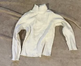 Old navy white Turtleneck - size Kids Clothing:     4 & 4T