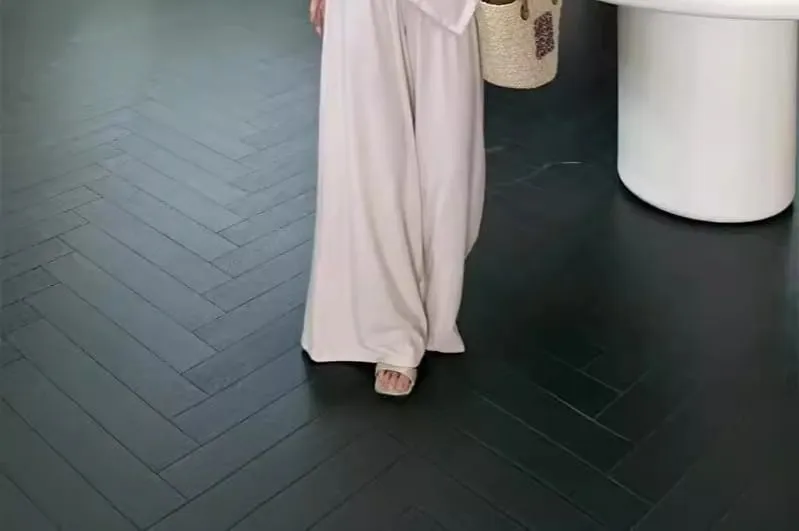 Set: Short Sleeve Cold-Shoulder Plain Asymmetric-Hem Slim-Fit Top   High Rise Loose-Fit Pants