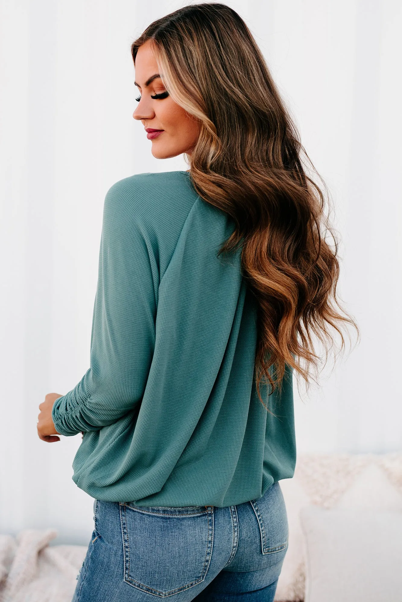 Shifting Gears Ruched Sleeve Thermal Top (Teal)