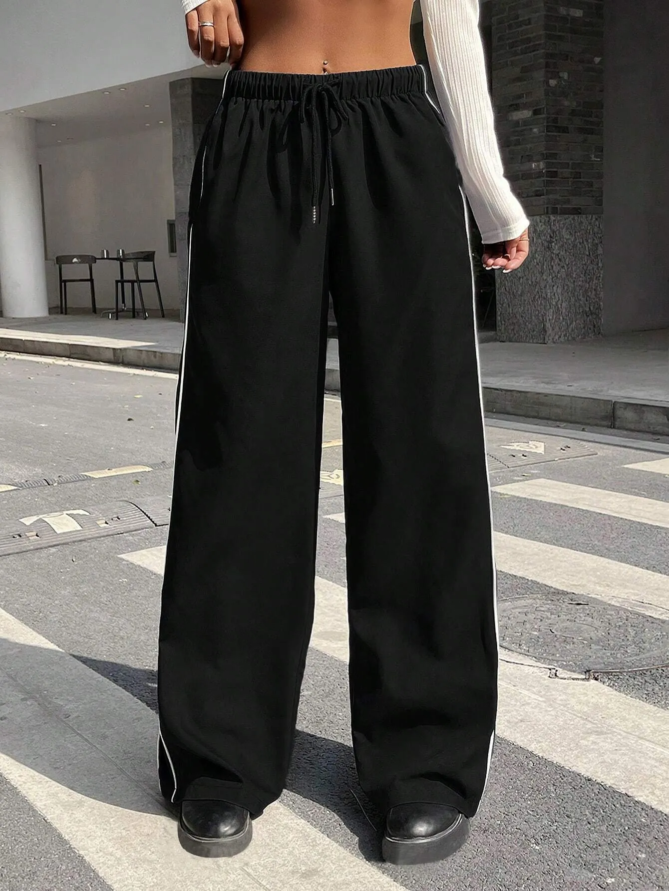 SXV Contrast Piping Drawstring Waist Wide Leg Cargo Pants