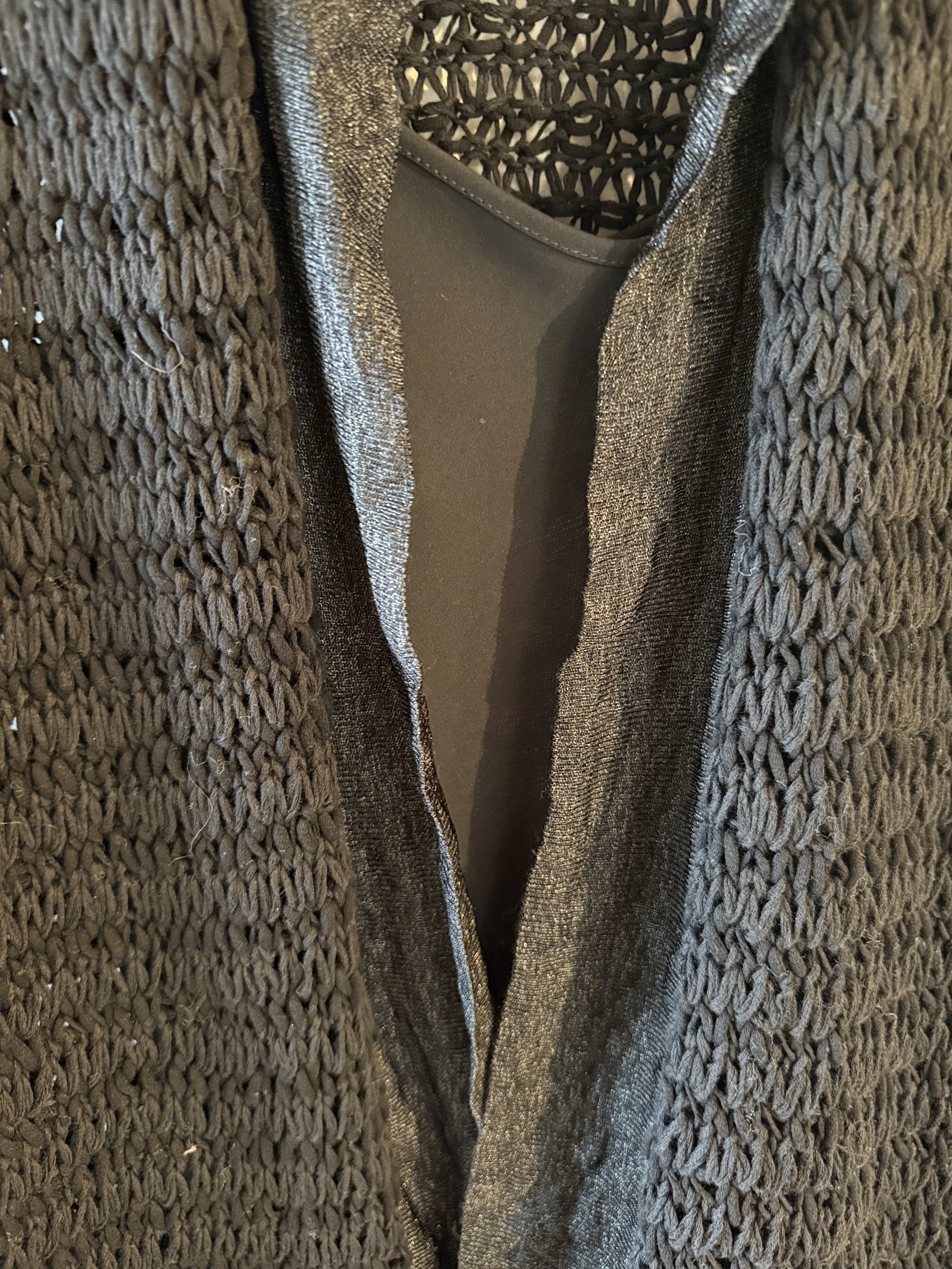 Ticket Cardigan I Black