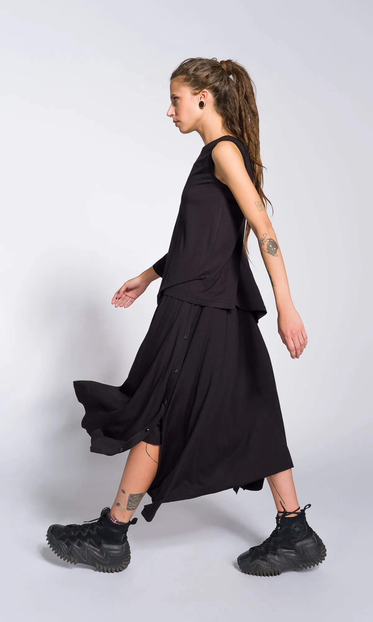Two-piece Set of Cape Pants and One Sleeve Top