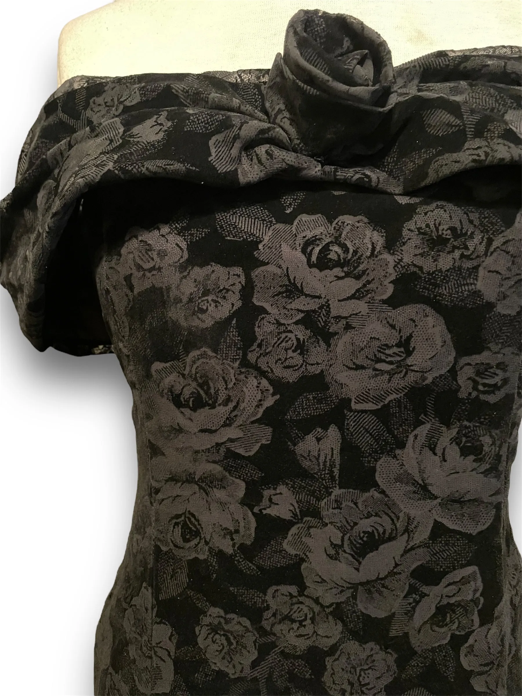 Vintage 1990’s Black Burnout Velvet Rose Pattern Party Dress
